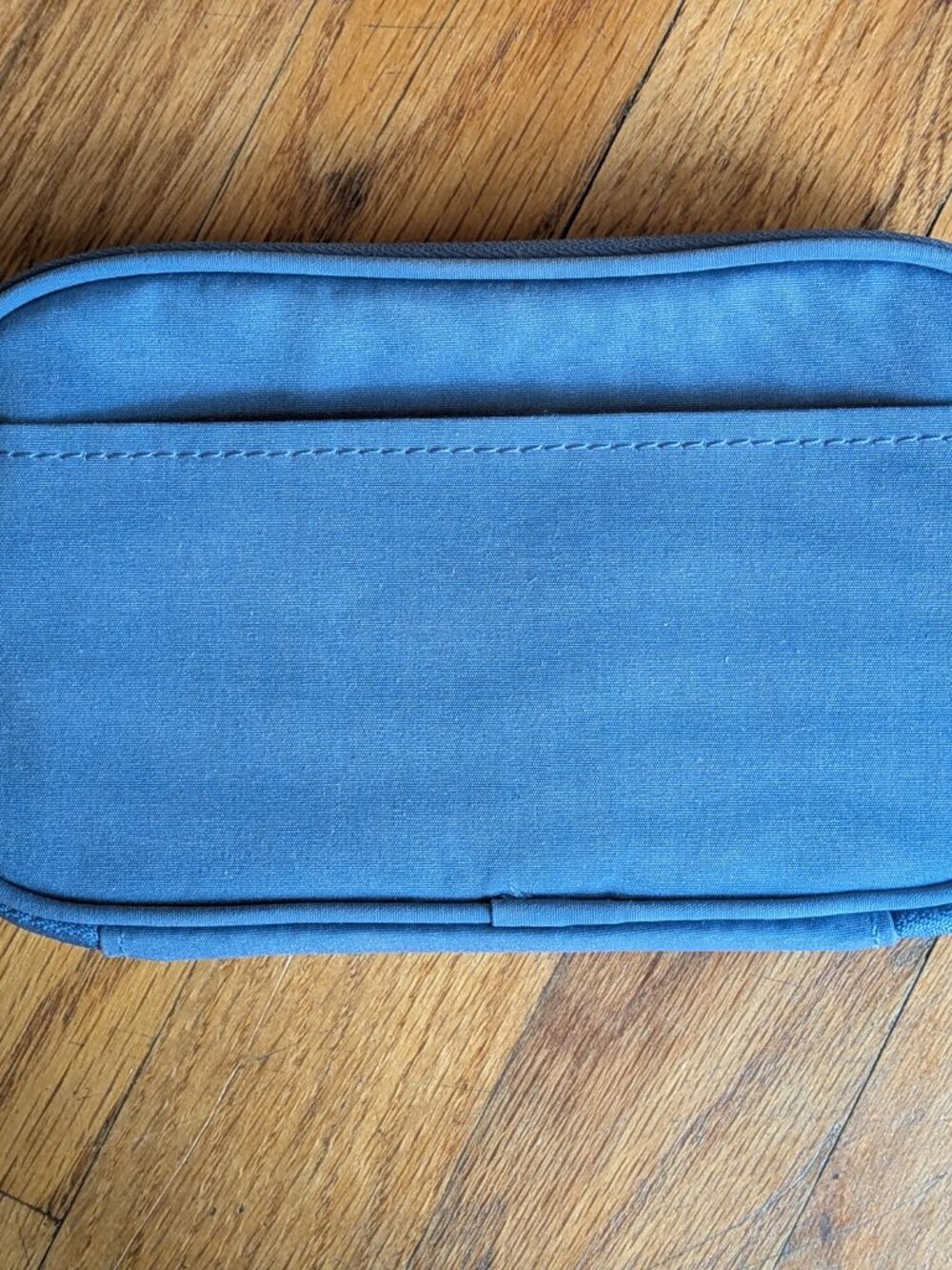 Fjallraven Kanken Travel Wallet (NWOT, never used) - Picture 2 of 3
